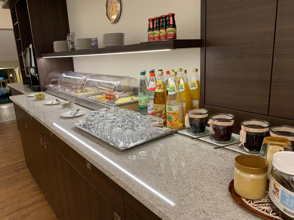 Hotel Huebler Φραγκφούρτη Εξωτερικό φωτογραφία