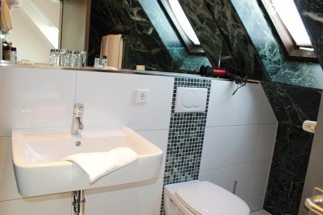 Hotel Huebler Φραγκφούρτη Εξωτερικό φωτογραφία