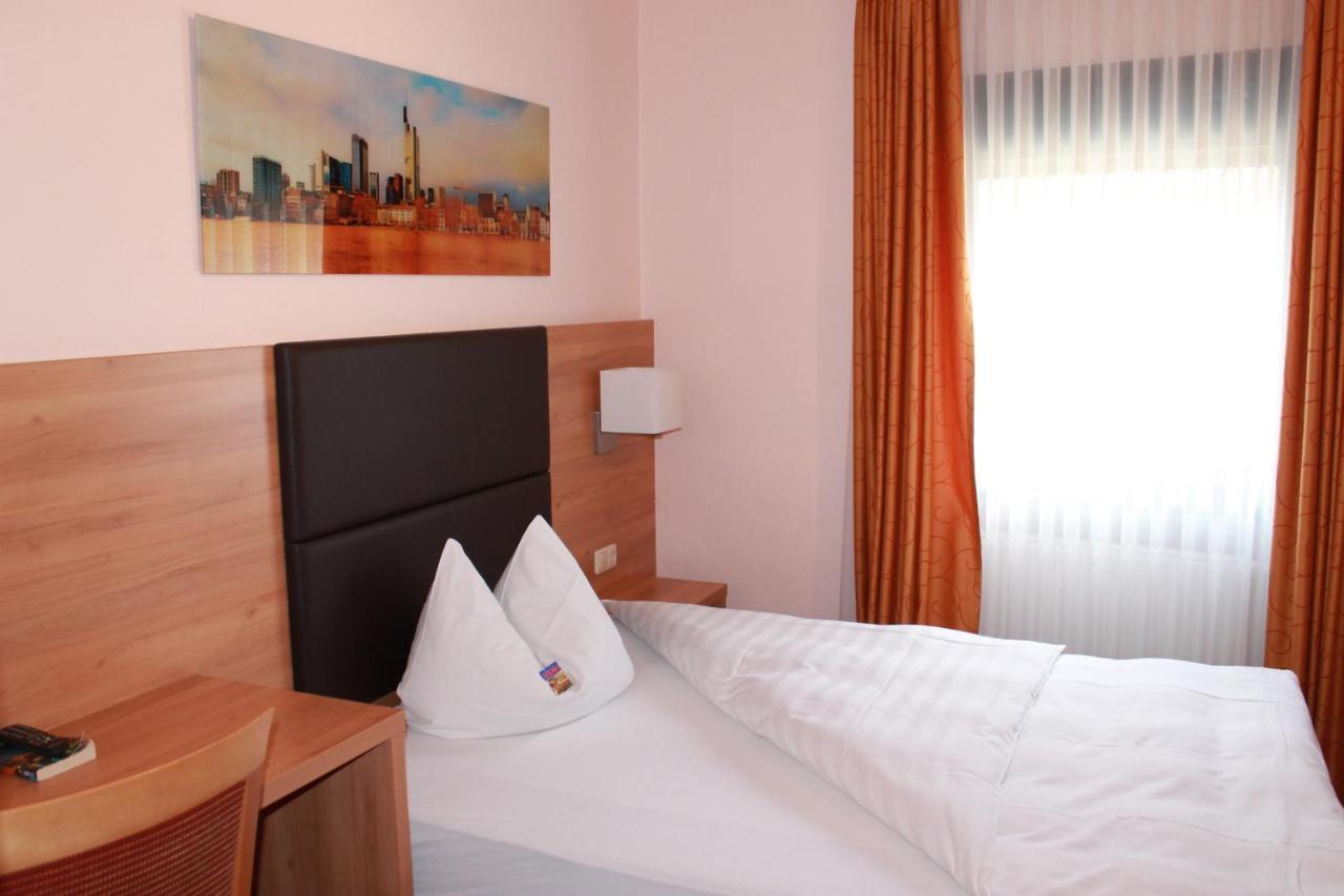 Hotel Huebler Φραγκφούρτη Εξωτερικό φωτογραφία