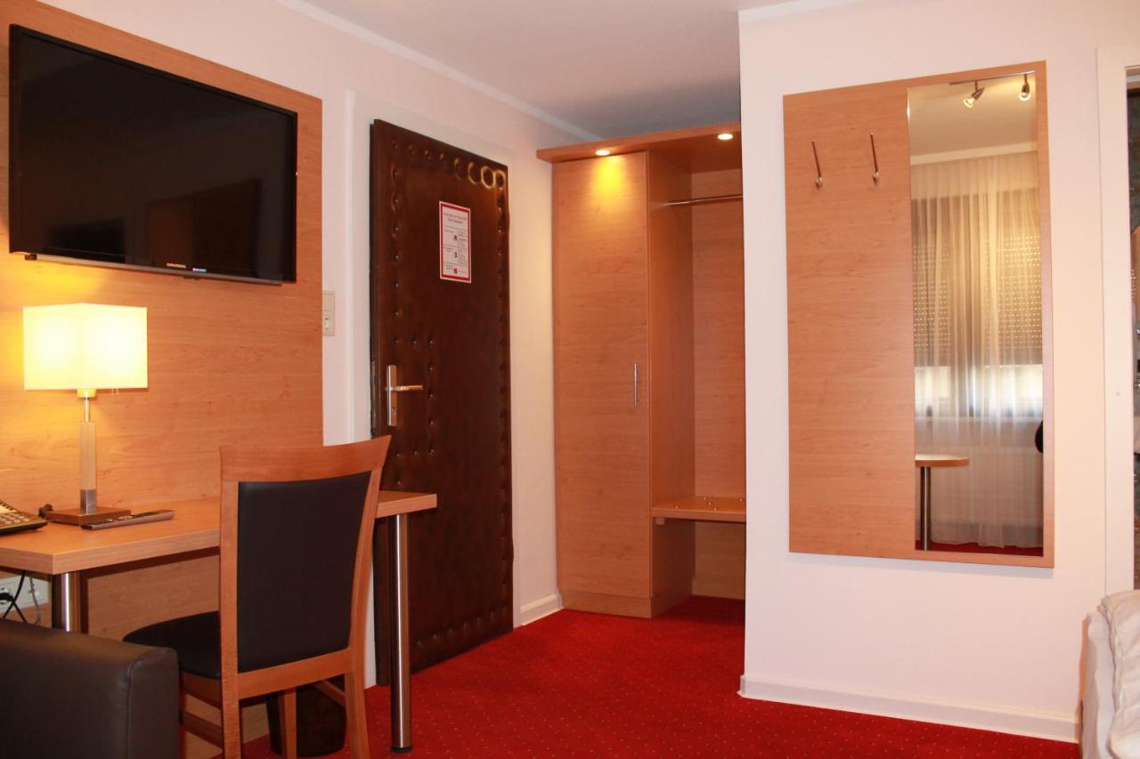 Hotel Huebler Φραγκφούρτη Εξωτερικό φωτογραφία