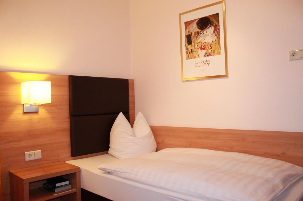 Hotel Huebler Φραγκφούρτη Εξωτερικό φωτογραφία