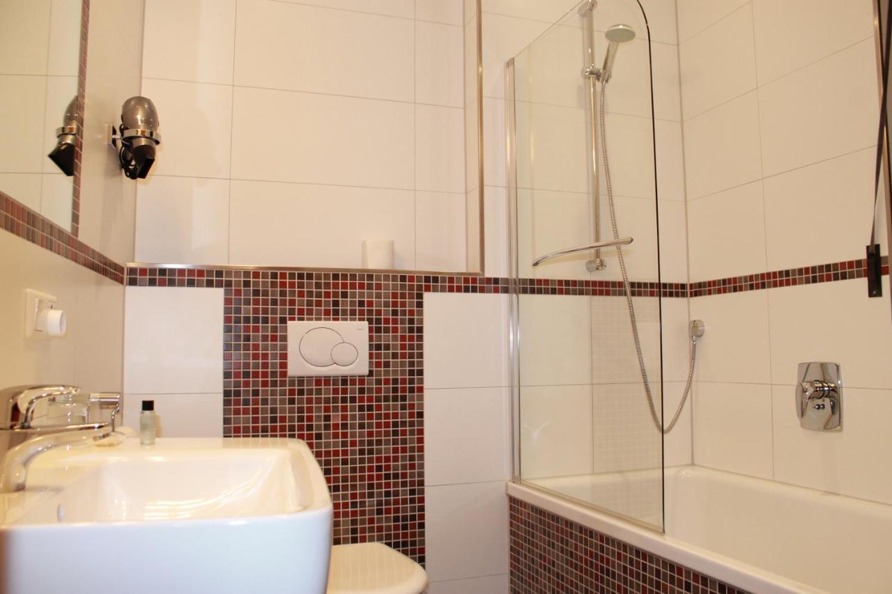 Hotel Huebler Φραγκφούρτη Εξωτερικό φωτογραφία