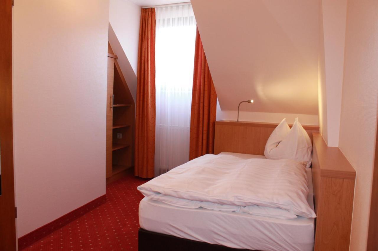 Hotel Huebler Φραγκφούρτη Εξωτερικό φωτογραφία