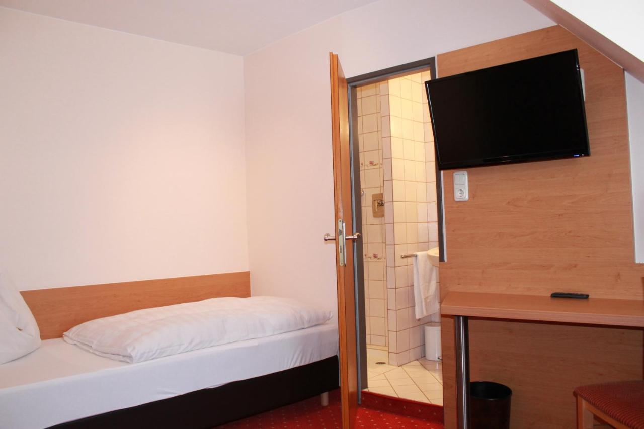 Hotel Huebler Φραγκφούρτη Εξωτερικό φωτογραφία