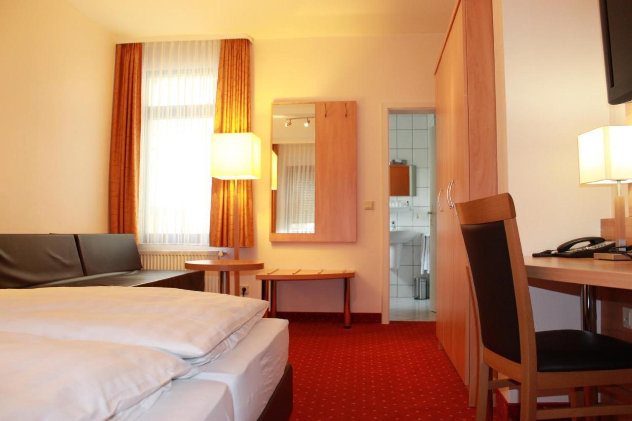 Hotel Huebler Φραγκφούρτη Εξωτερικό φωτογραφία