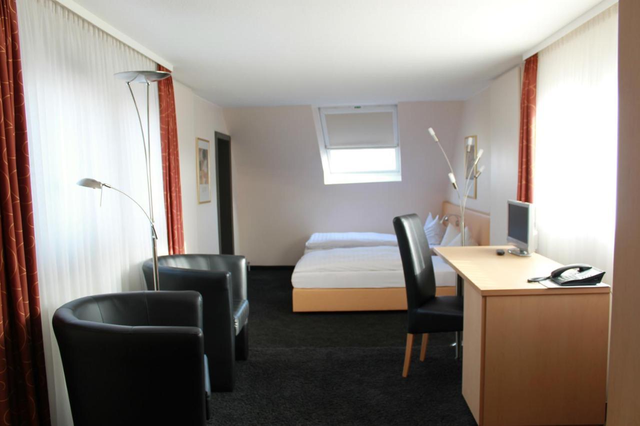 Hotel Huebler Φραγκφούρτη Εξωτερικό φωτογραφία